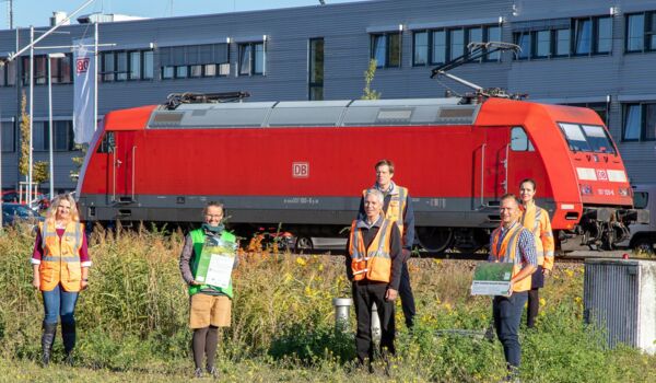 Grün ist am Zug © S. Lux/DB-Fernverkehr AG