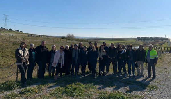 Equipo del LIFE BooGI-BOP junto al personal de Plataforma Central Iberum conociendo medidas BOP adoptadas en el área industrial